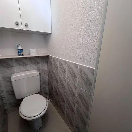 Confort Familial A Cauterets, 4 Pers., Calme Et Bien Situe - Fr-1-812-75 Apartament